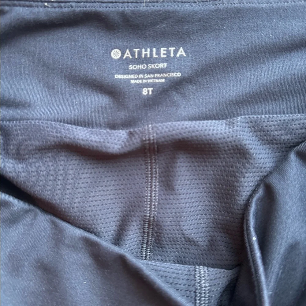 Athleta navy and green skorts. - Picture 6 of 10
